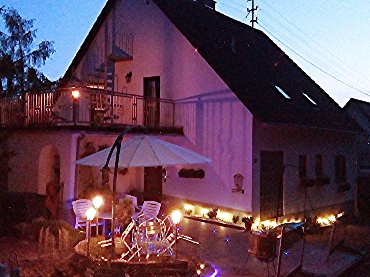 Ferienhaus Wasgaublick Daire Bundenthal Dış mekan fotoğraf